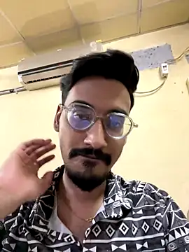 hypersexdriveboi online show from 09/10/25, 08:03