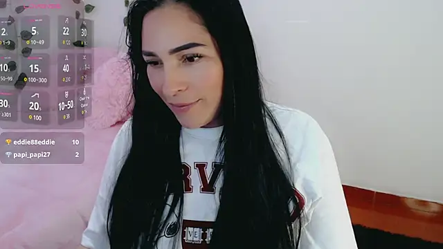 Snapshot of luna_lgomez_ chatting on 03/11/25, 02:29 luna lgomez online show from 03/11/25, 02:29