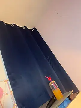 Snapshot of HotAlana_ chatting on 04/02/26, 01:03 HotAlana online show from 04/02/26, 01:03