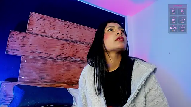 Fernanda liie  online show from 05/28/26, 12:46