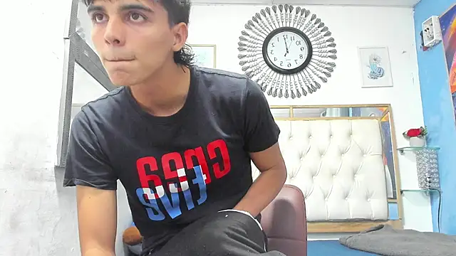 heiker  online show from 03/02/25, 02:30