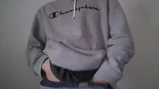 Snapshot of xy_monkeyBigCock chatting on 11/19/25, 09:53 xy monkeyBigCock online show from 11/19/25, 09:53