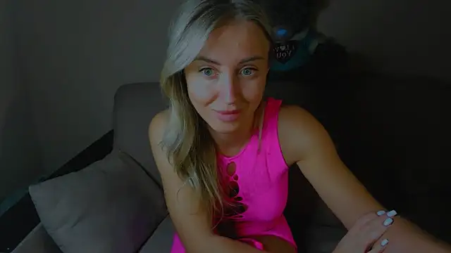 snezana blond online show from 03/17/25, 05:05