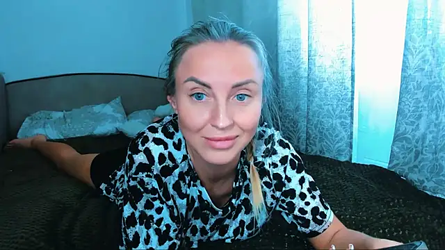 snezana blond online show from 05/06/26, 01:16