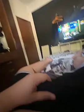 Snapshot of Mpampi chatting on 10/19/25, 07:53 Mpampi online show from 10/19/25, 07:53