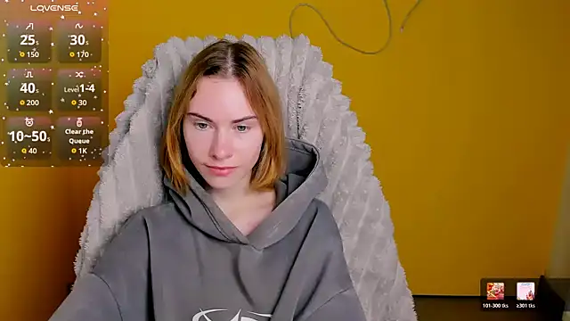 Snapshot of Fiona_Night chatting on 02/01/26, 07:29 Fiona Night online show from 02/01/26, 07:29