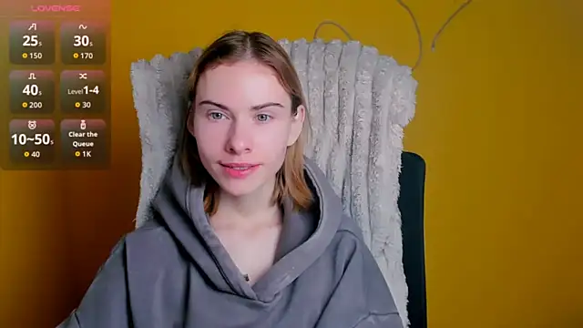 Snapshot of Fiona_Night chatting on 02/22/26, 06:46 Fiona Night online show from 02/22/26, 06:46