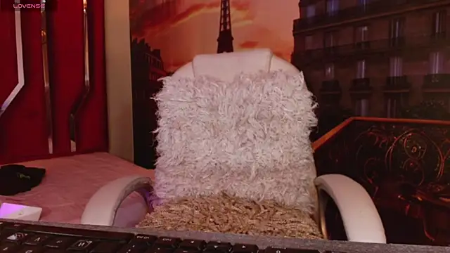 Gabi Prince online show from 10/06/25, 08:06