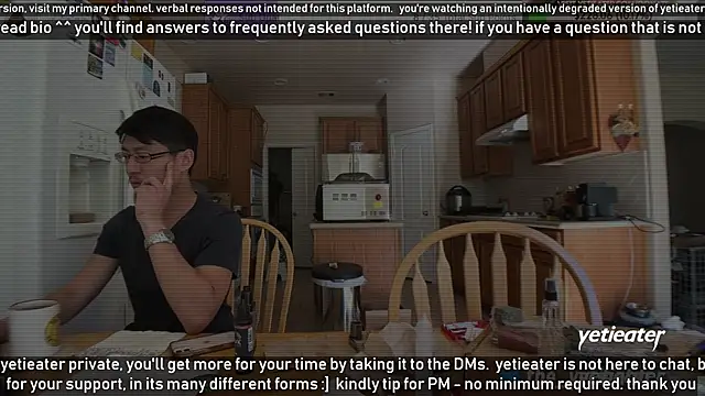 yetieater online show from 12/12/24, 05:59