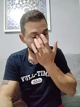 iurinicola online show from 10/31/25, 04:35