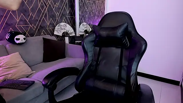 Tahara Romanov online show from 01/14/26, 02:33