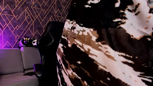 Tahara Romanov online show from 02/17/26, 12:45