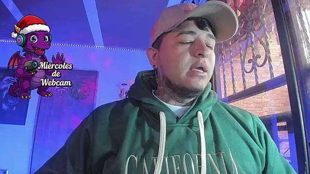 Strip Classes Col online show from 12/17/25, 03:07