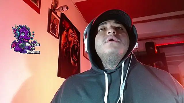 Strip Classes Col online show from 04/16/26, 12:00