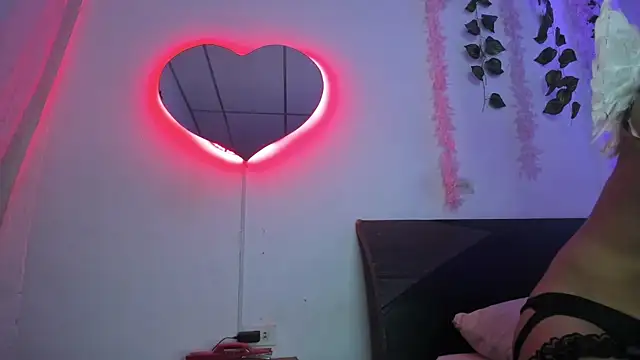 Snapshot of G_obedient_boy chatting on 03/14/25, 12:21 G obedient boy online show from 03/14/25, 12:21