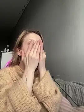 Snapshot of amorearte_m chatting on 03/04/25, 01:06 amorearte m online show from 03/04/25, 01:06