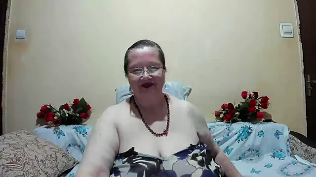 SingleMILF online show from 05/13/26, 03:53