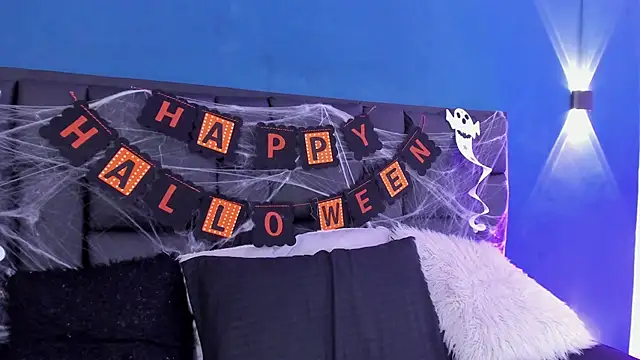 DANESKA HILLER online show from 10/27/25, 07:29