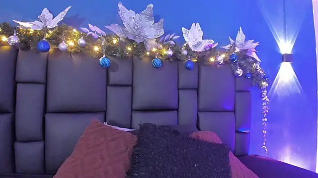 DANESKA HILLER online show from 11/28/25, 08:00