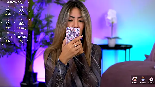 SophiaPotts online show from 10/10/25, 03:27