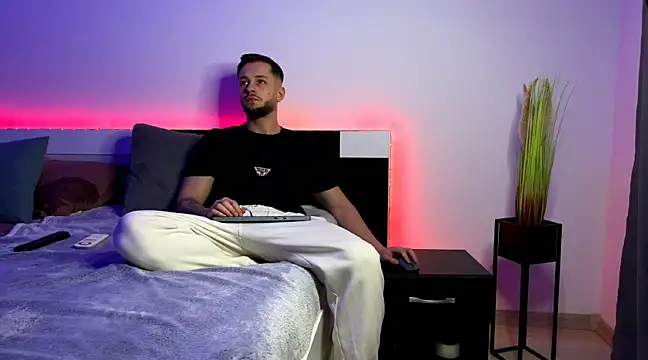 nicholasX1 online show from 03/12/25, 08:52