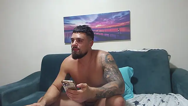 Tiberius hunk online show from 10/13/25, 06:52