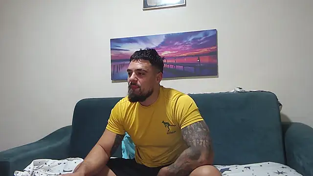 Tiberius hunk online show from 10/16/25, 03:18