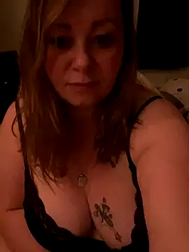 Curvylouu 41X online show from 12/17/25, 07:03