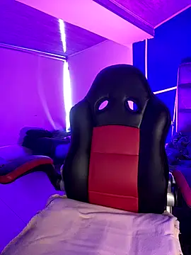 sofia 23x online show from 12/18/25, 01:06