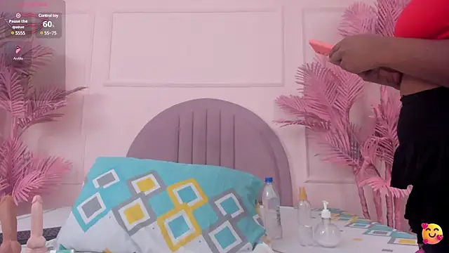 Hanaahquinn online show from 03/10/25, 11:42