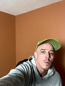 Snapshot of Mac_ThunderCock chatting on 01/10/26, 02:35 Mac ThunderCock online show from 01/10/26, 02:35