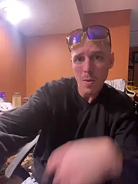 Snapshot of Mac_ThunderCock chatting on 02/10/26, 09:30 Mac ThunderCock online show from 02/10/26, 09:30