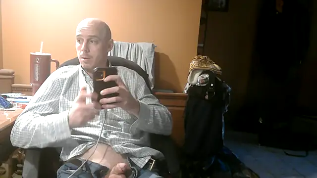 Snapshot of Mac_ThunderCock chatting on 02/11/26, 09:42 Mac ThunderCock online show from 02/11/26, 09:42