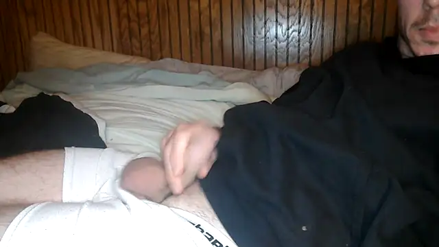 Snapshot of Mac_ThunderCock chatting on 02/19/26, 05:14 Mac ThunderCock online show from 02/19/26, 05:14