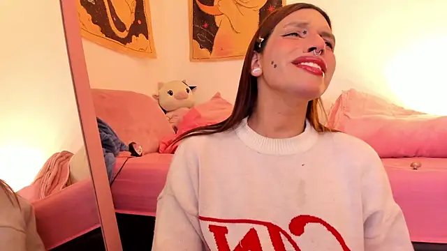 Snapshot of Loona_s chatting on 10/06/25, 07:00 Loona s online show from 10/06/25, 07:00