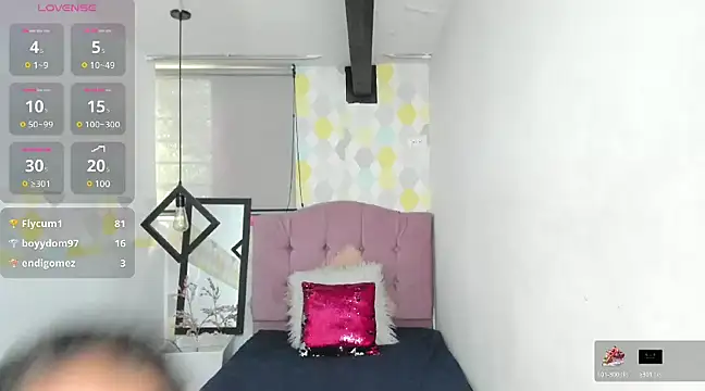 Snapshot of Abby_brown__ chatting on 03/10/25, 03:41 Abby brown online show from 03/10/25, 03:41