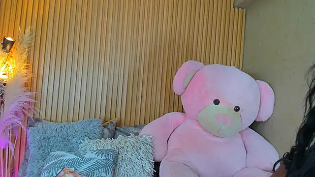 AlexiaAbbey online show from 04/14/26, 06:36