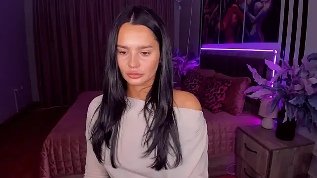 DanaSincere online show from 03/17/25, 03:57