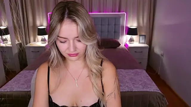 EvaGoddes online show from 09/13/25, 06:46