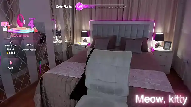 EvaGoddes online show from 10/21/25, 07:09