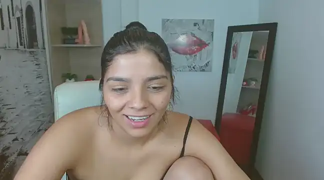 Snapshot of issa__nassar chatting on 03/10/25, 12:26 issa nassar online show from 03/10/25, 12:26