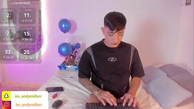 Snapshot of CarringtonAndy chatting on 07/10/26, 08:44 CarringtonAndy online show from 07/10/26, 08:44