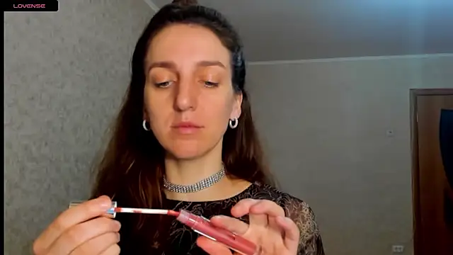 desired zzoya online show from 04/04/26, 01:52