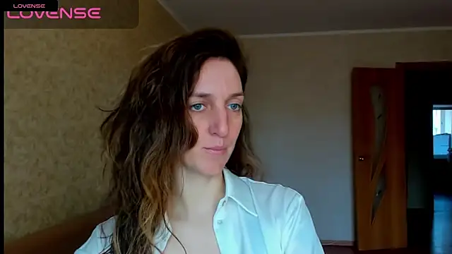 desired zzoya online show from 04/15/26, 02:51