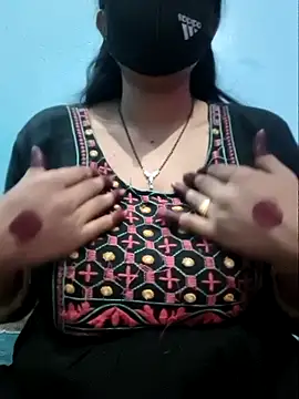 Sexyradha  online show from 04/14/26, 05:52