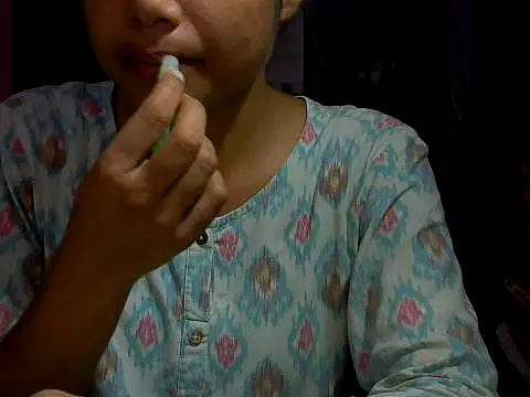 Snapshot of mayra89 chatting on 09/18/25, 02:30 mayra89 online show from 09/18/25, 02:30