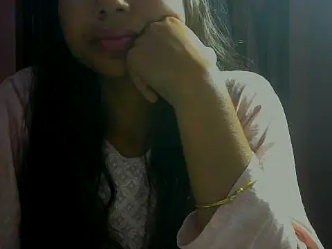 Snapshot of mayra89 chatting on 10/30/25, 01:45 mayra89 online show from 10/30/25, 01:45