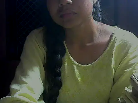 Snapshot of mayra89 chatting on 11/10/25, 07:46 mayra89 online show from 11/10/25, 07:46