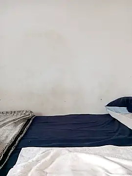 Missvixen81 online show from 12/18/25, 09:04