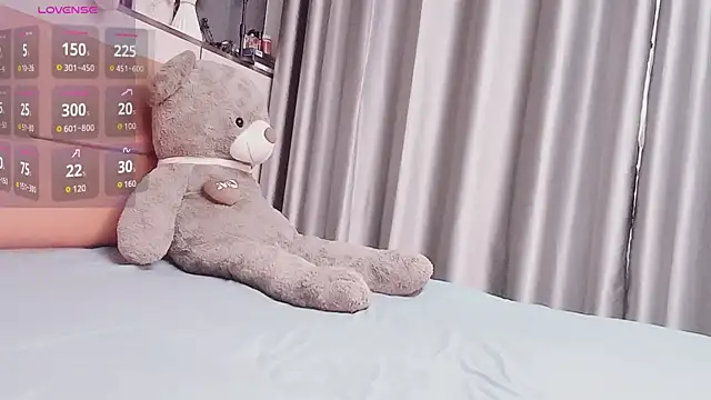 guoguo7777777 online show from 09/13/25, 09:53